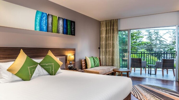 Holiday Inn Resort Phuket Karon Beach